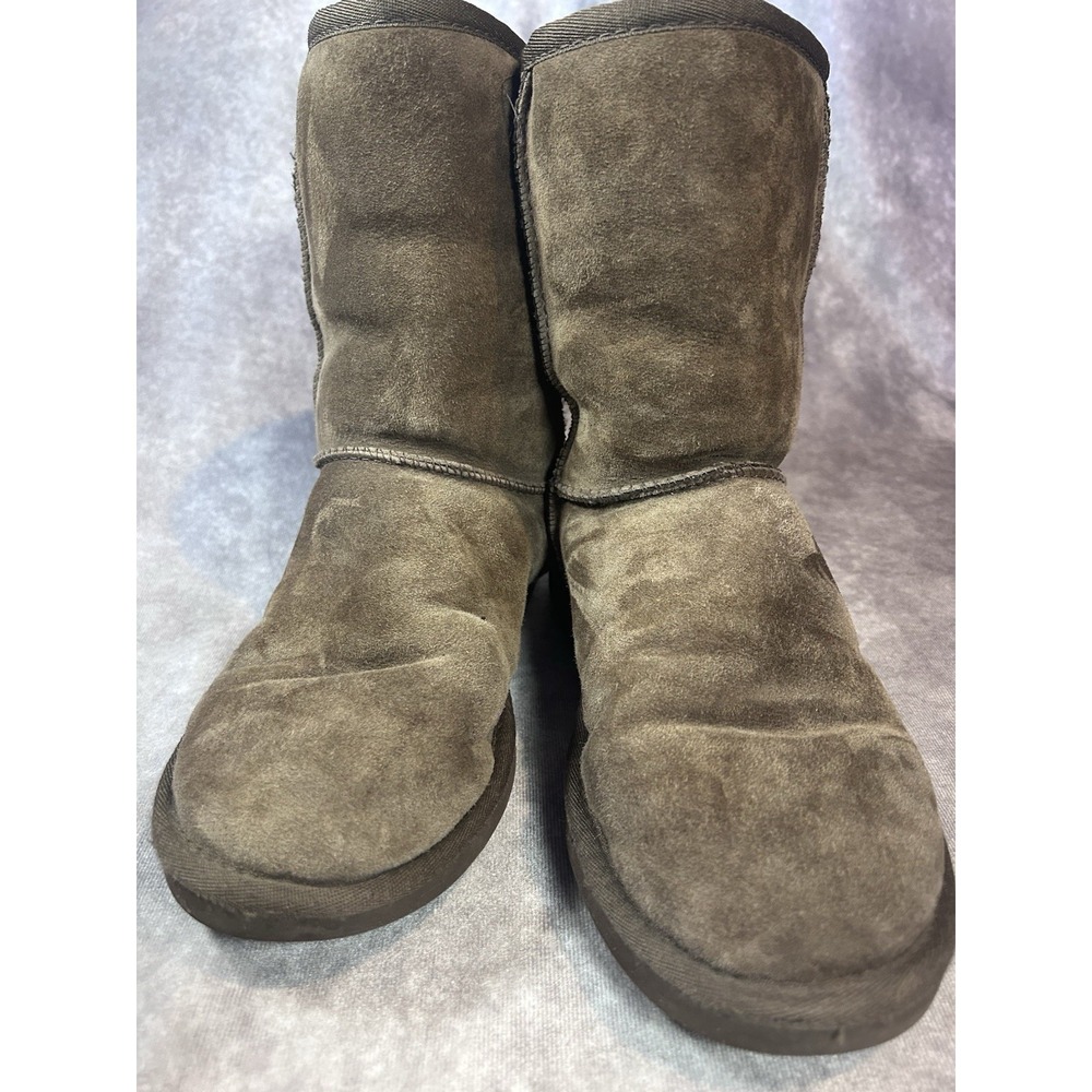 UGG Australia Classic Short 5825 Brown Suede Boots Women's Size 8